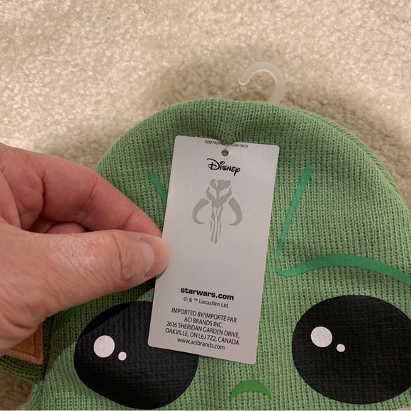 Star Wars Mandalorian Baby Yoda Grogu Beanie Toque Hat Cap One Size NEW - Picture 4 of 11
